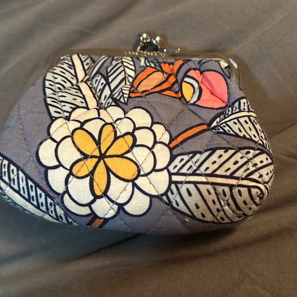 Vera Bradley multicolored coin purse 👛